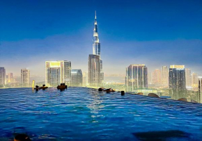 Luxury 2BR at Paramount Midtown with infinity pool